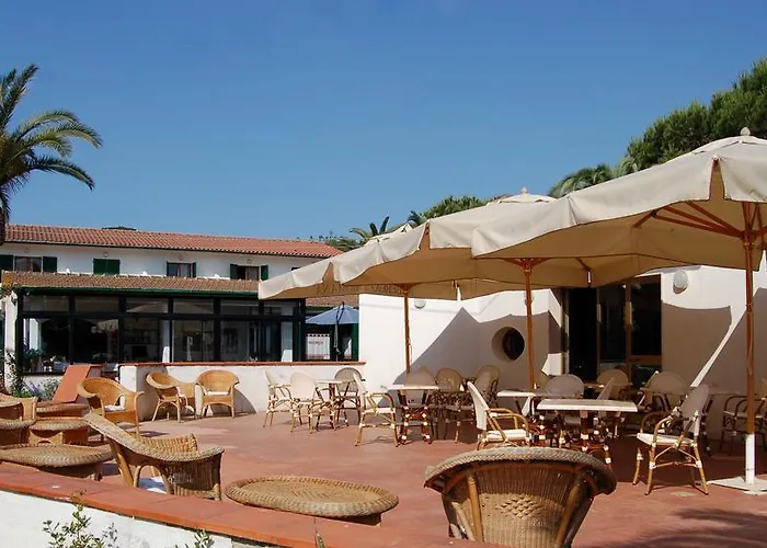 Romana 3* カポリーヴェリ