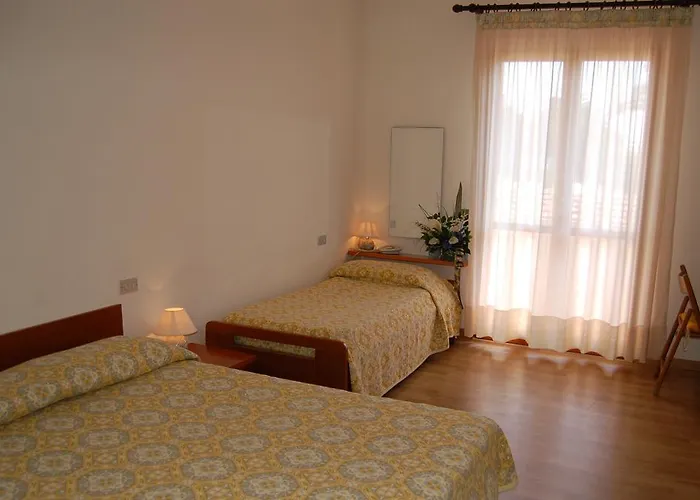 Romana カポリーヴェリ