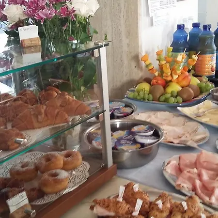 Romana Hotel 3*